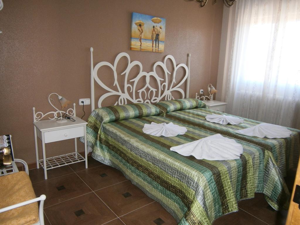 Hotel APARTAMENTO Pensión La Vía Láctea Frómista Habitación foto