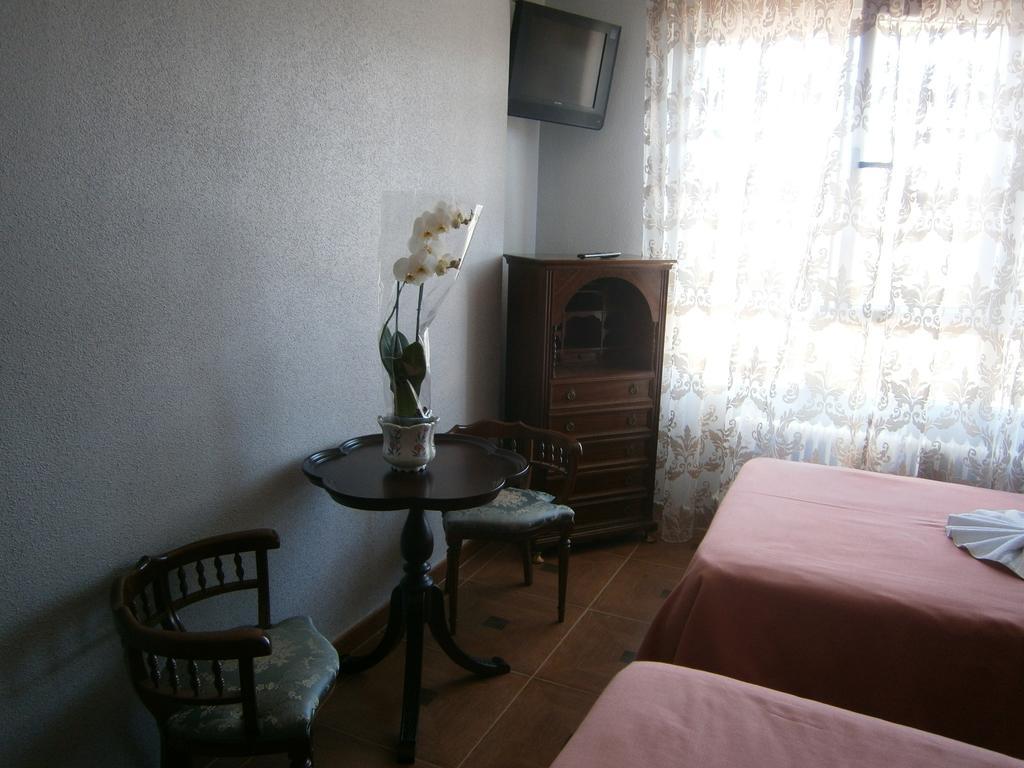 Hotel APARTAMENTO Pensión La Vía Láctea Frómista Habitación foto