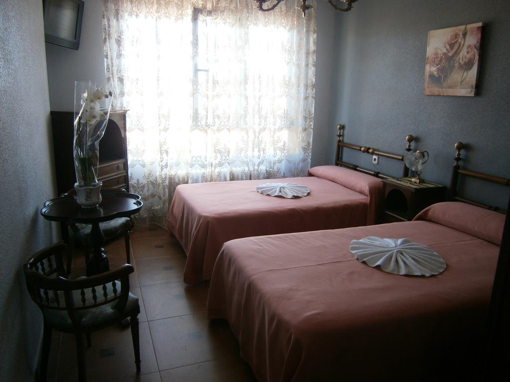 Hotel APARTAMENTO Pensión La Vía Láctea Frómista Habitación foto